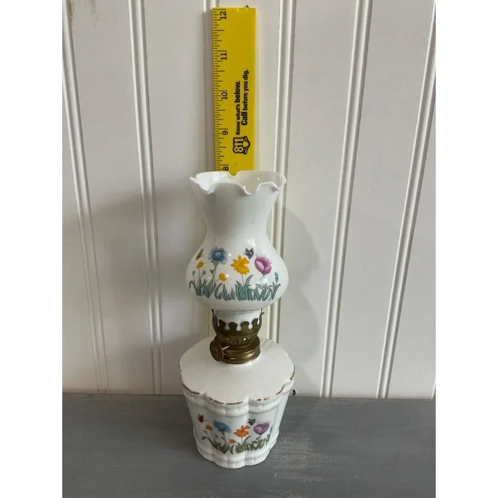 N/A vintage white